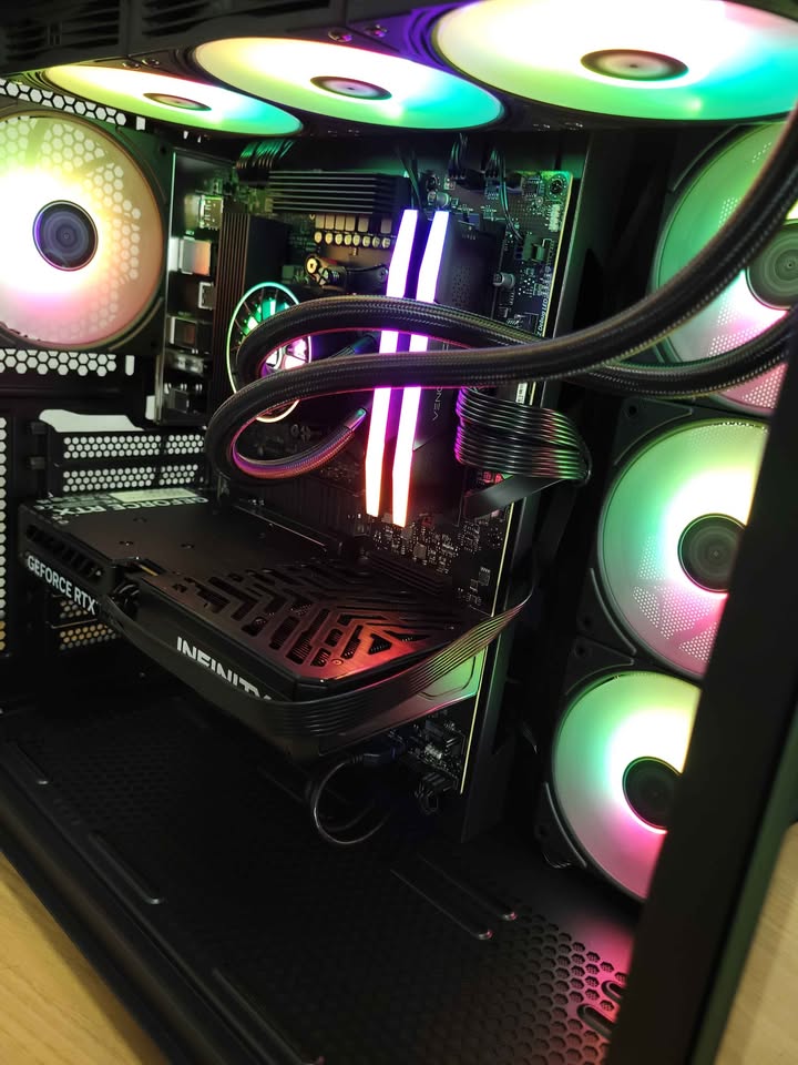 PC Gaming Ryzen 7 9800X3D | RTX 5060 | 32 GB DDR5 | 1TB NVMe - Image 6